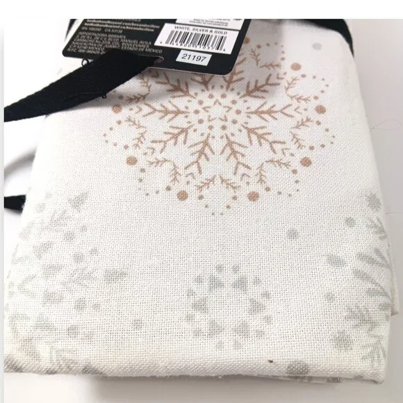 Bee & Willow-Silver& Gold Snowfall- Napkins- 18"x18"- Holiday- White - Picture 3 of 7
